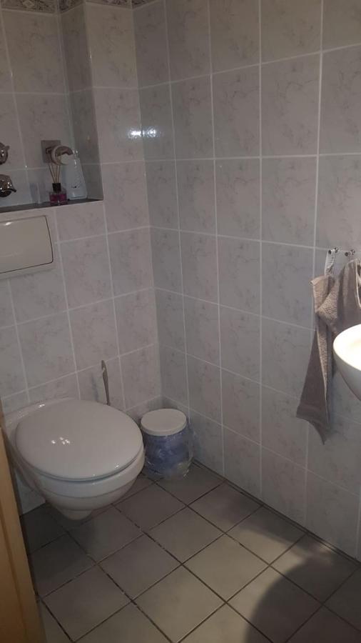 Komfortable Ferienwohnung In Floersheim-Weilbach Floersheim am Main 外观 照片